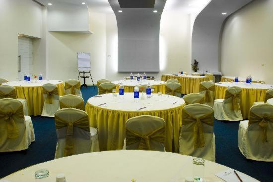 Hotel The Woodrose Bangalore Exterior foto