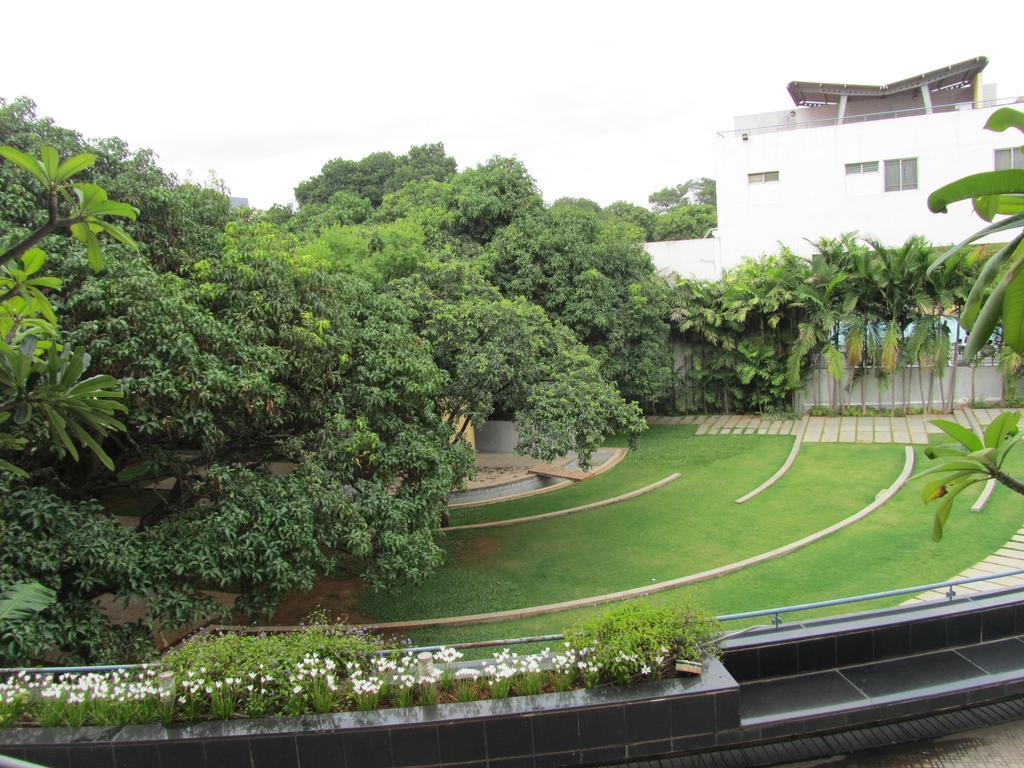 Hotel The Woodrose Bangalore Exterior foto